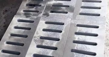 陕西 芝麻灰石材沟盖板