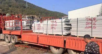 陕西 芝麻灰花岗岩光面毛板出货日常