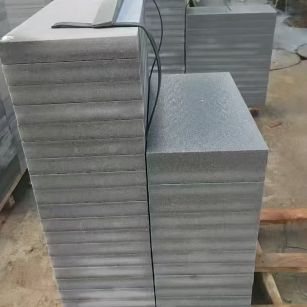 陕西 芝麻灰火烧面300*600*50地铺石材