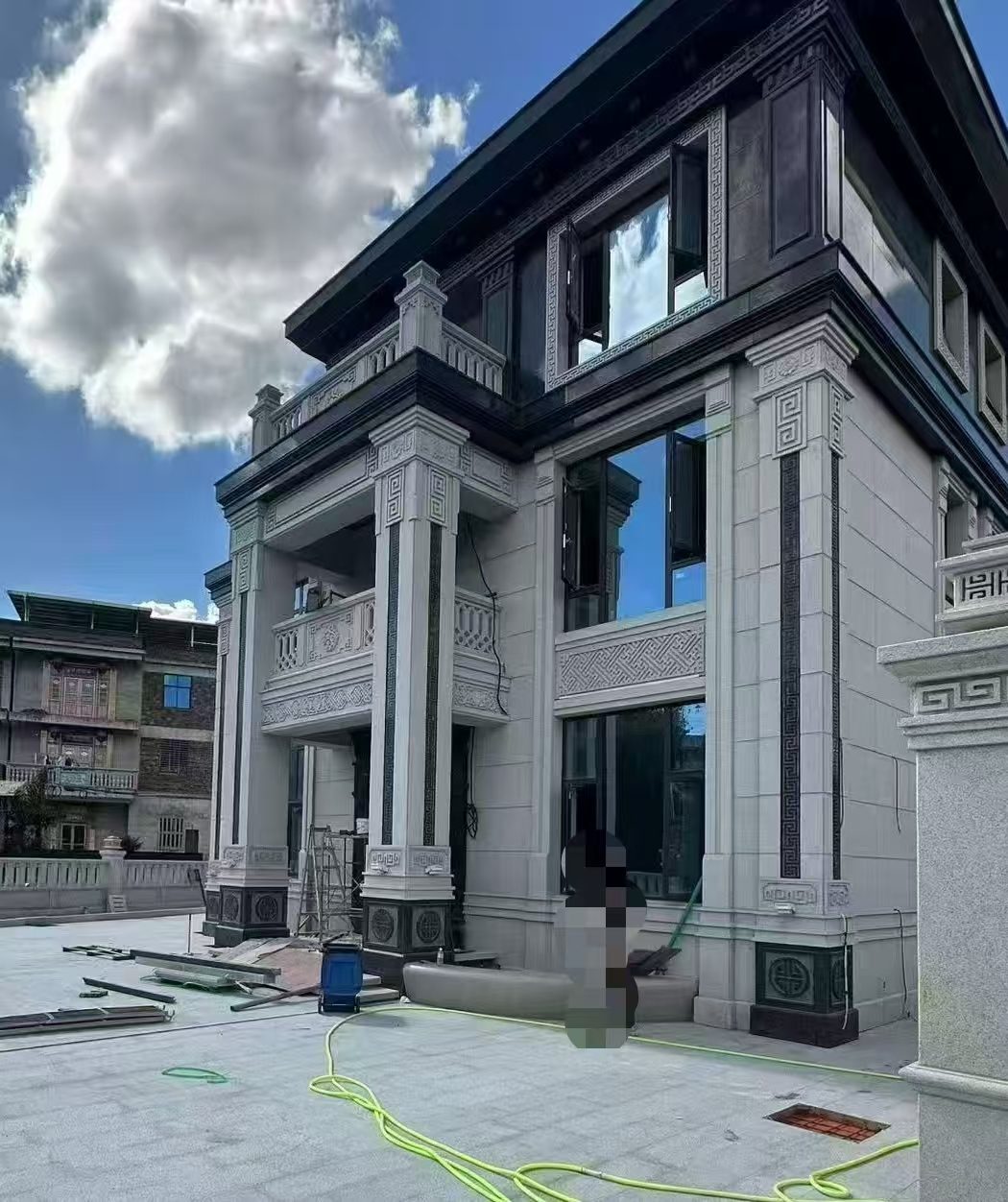 陕西 别墅干挂,芝麻白与芝麻黑完美配合