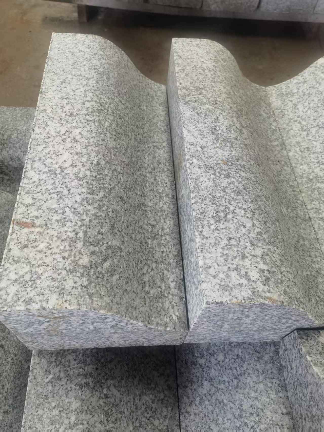陕西芙蓉白S型拉丝面路沿石