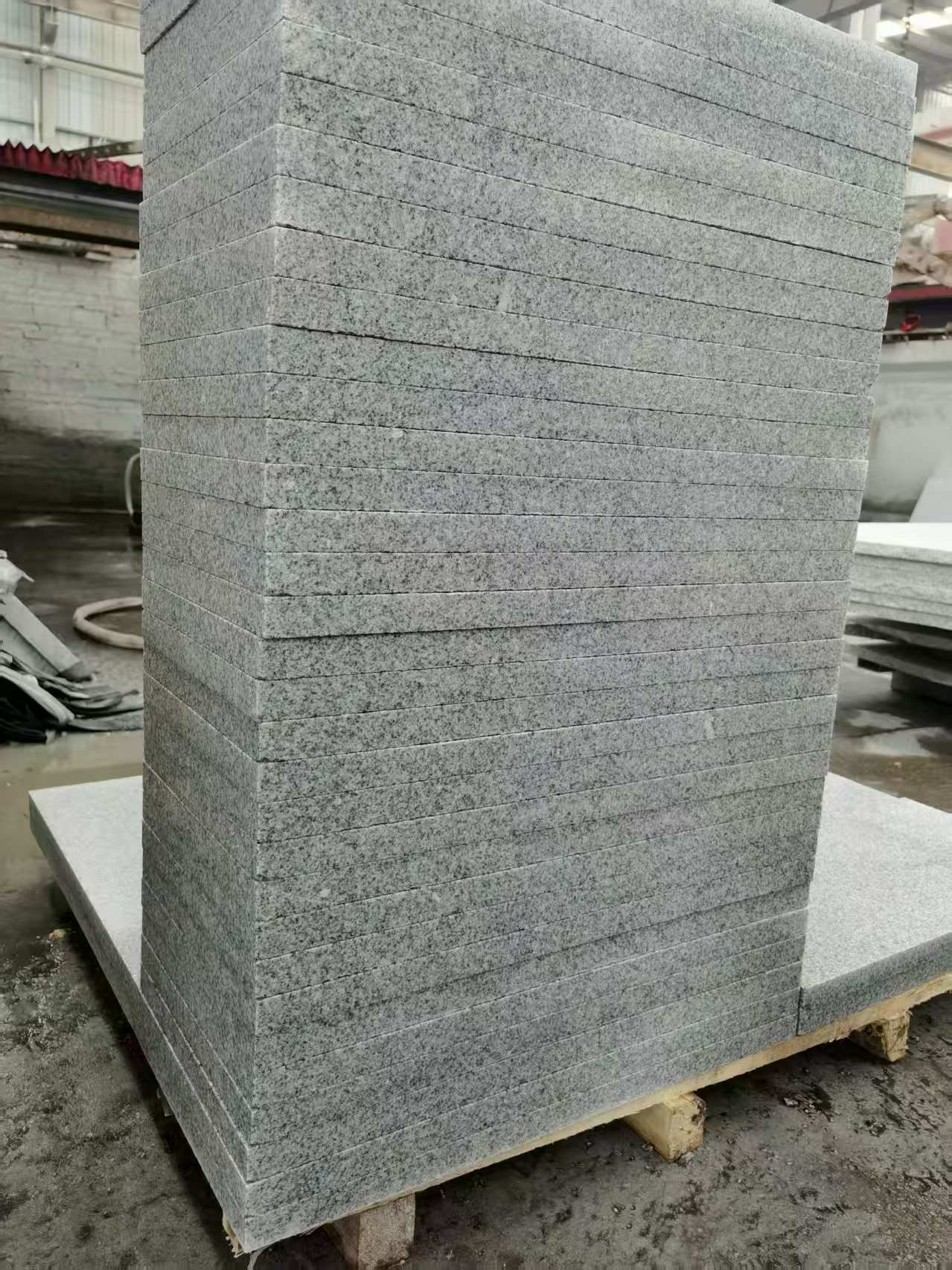 陕西 花岗岩 地铺成品300*600，尺寸标准、厚薄均匀